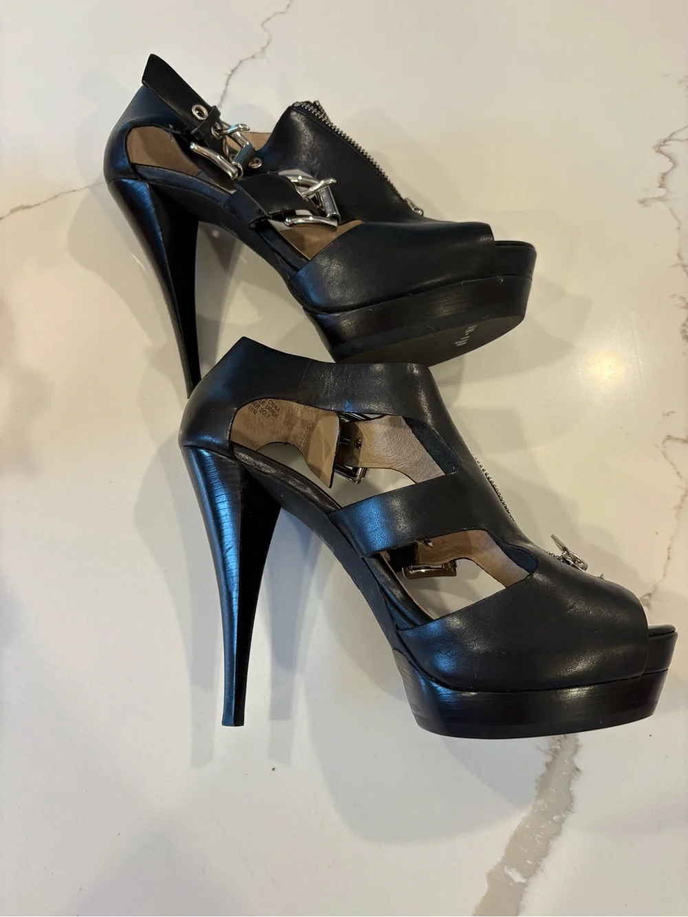 MICHAEL Michael Kors Black Leather Platform Heels Size 10 Buckle Zip